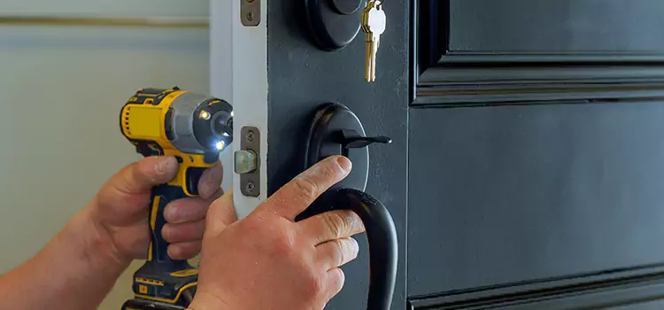 Commercial Door Lock Installation Reedley