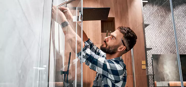 Replace Shower Doors with Frameless Reedley